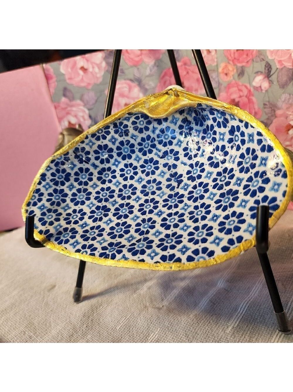 DECOUPAGE CLAM SHELL DECOUPAGE BLUE DESIGN TRINKET DISH - Picture 3 of 13